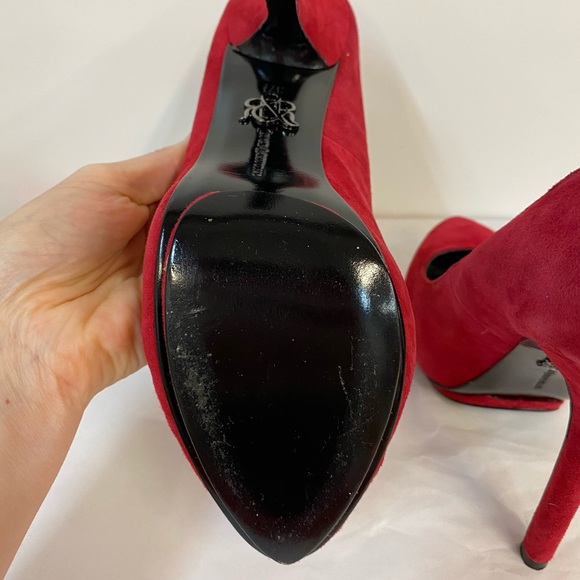 Rock & Republic Red Suede Hidden Platform Heels - Picture 6 of 10